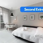 The Green House - Private Parking And Balcony